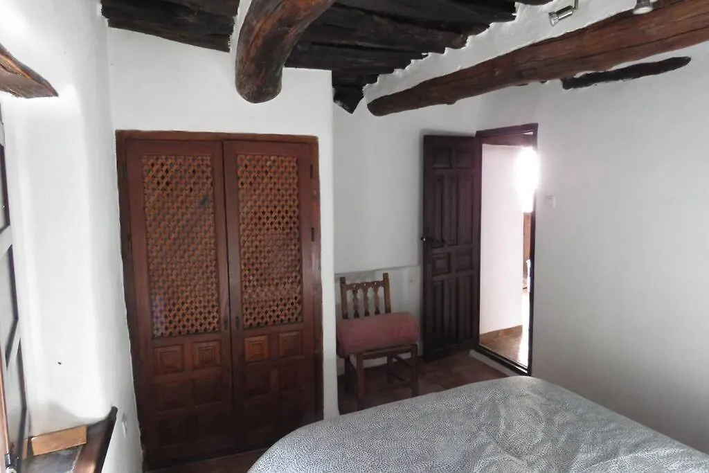 Сasa de vacaciones Villa Casa La Soleá. Vistas al pueblo y la Sierra Bubión España